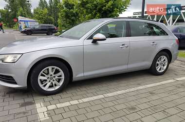 Универсал Audi A4 2016 в 