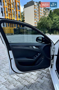 Седан Audi A4 2013 в 