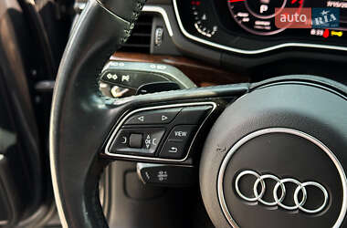 Седан Audi A4 2018 в 