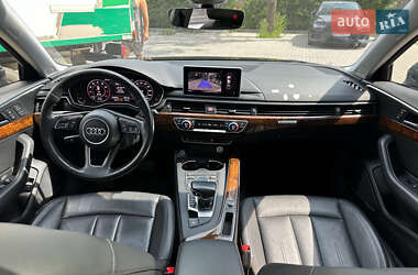 Седан Audi A4 2018 в 