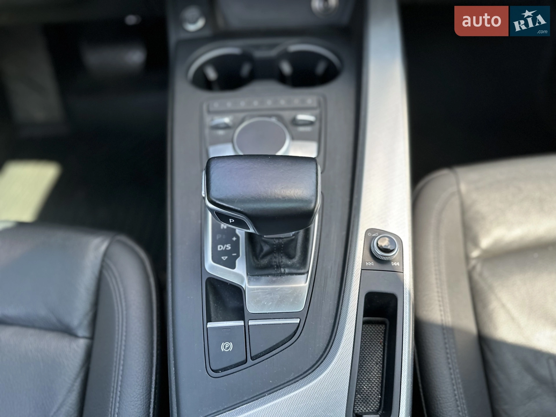 2016 Audi A4 - мініатюра 31