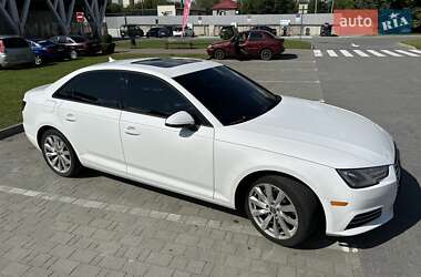 Седан Audi A4 2016 в 