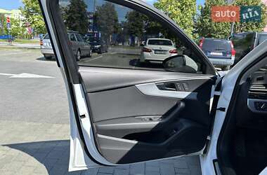 Седан Audi A4 2016 в 