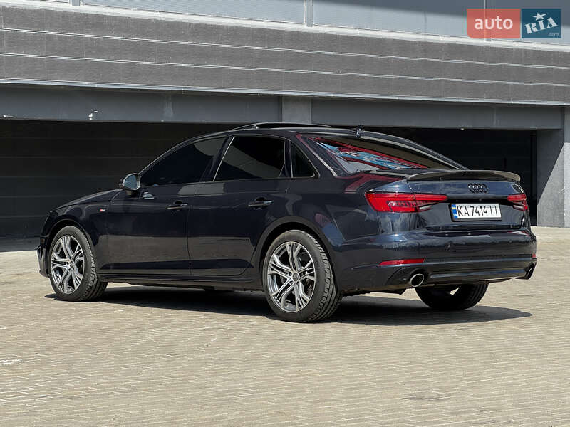 Седан Audi A4 2016 в Киеве
