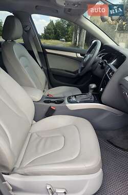 Седан Audi A4 2013 в 
