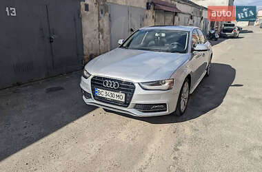 Седан Audi A4 2015 в Львове