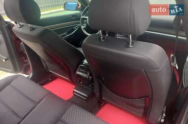 Седан Audi A4 2000 в 