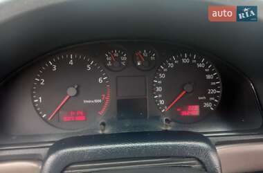 Седан Audi A4 2000 в 