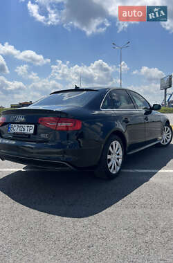 Седан Audi A4 2014 в 