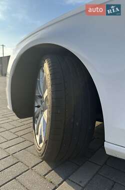Седан Audi A4 2013 в 