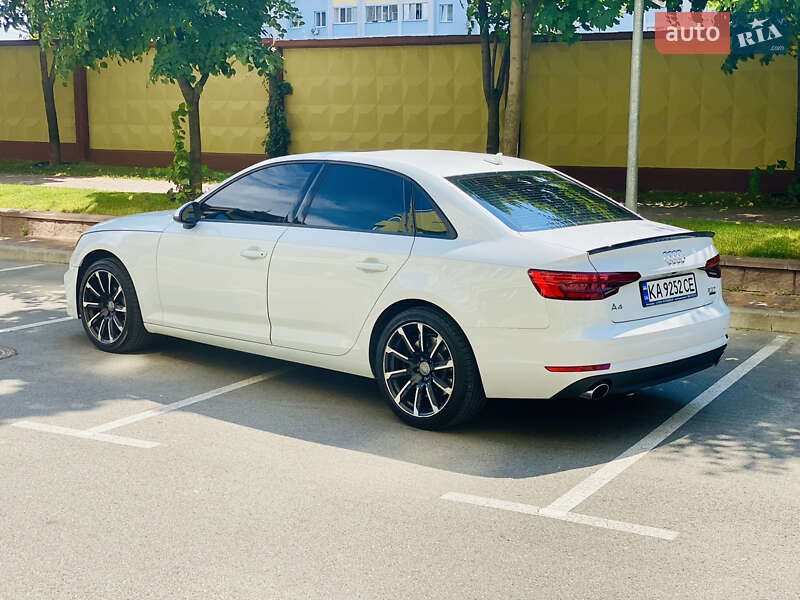 Седан Audi A4 2016 в Києві