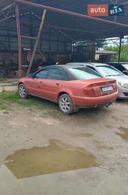 Седан Audi A4 1996 в 