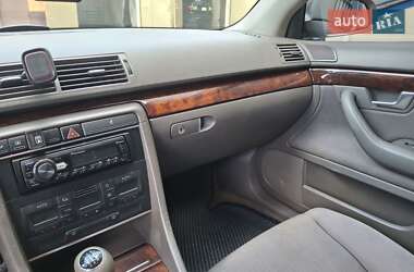 Седан Audi A4 2003 в 