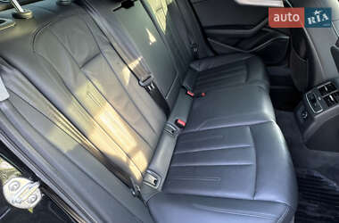 Седан Audi A4 2016 в 