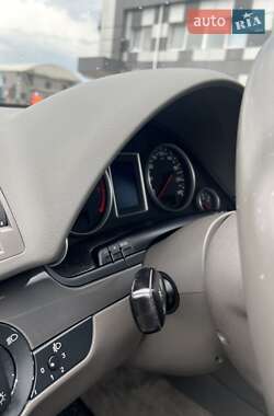 Седан Audi A4 2003 в 