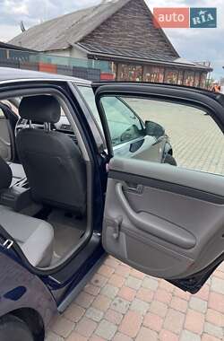 Седан Audi A4 2003 в 