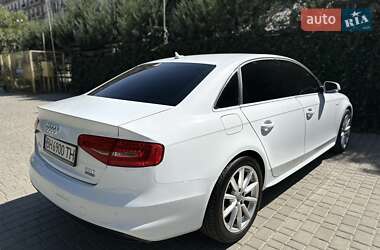Седан Audi A4 2015 в 