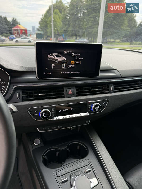 Седан Audi A4 2018 в Киеве фото 30 Седан Audi A4 2018 в Киеве