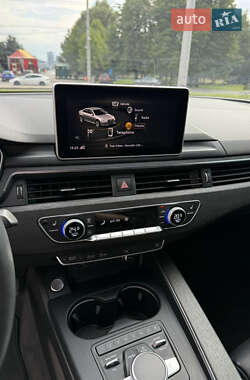 Седан Audi A4 2018 в 