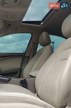 Седан Audi A4 2012 в 