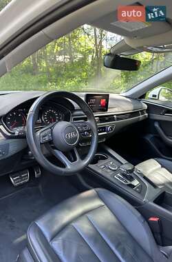 Седан Audi A4 2019 в 