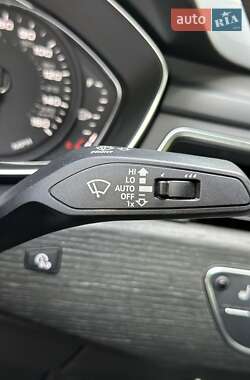 Седан Audi A4 2019 в 