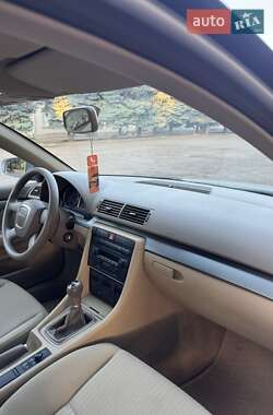 Седан Audi A4 2005 в 