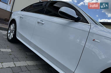 Седан Audi A4 2015 в 