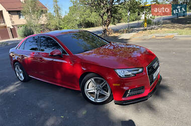 Седан Audi A4 2017 в 