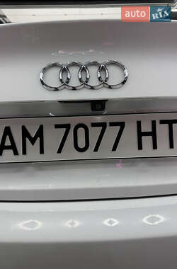 Седан Audi A4 2013 в 