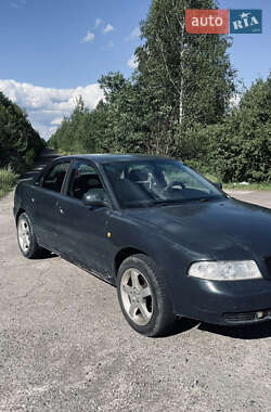 Седан Audi A4 1999 в 