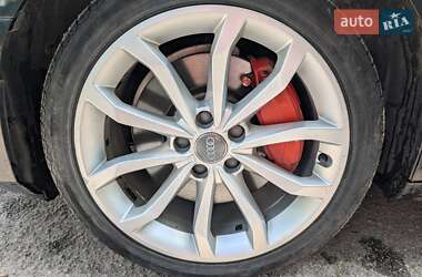 Седан Audi A4 2016 в 