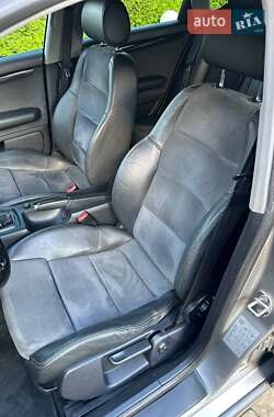 Универсал Audi A4 2004 в 