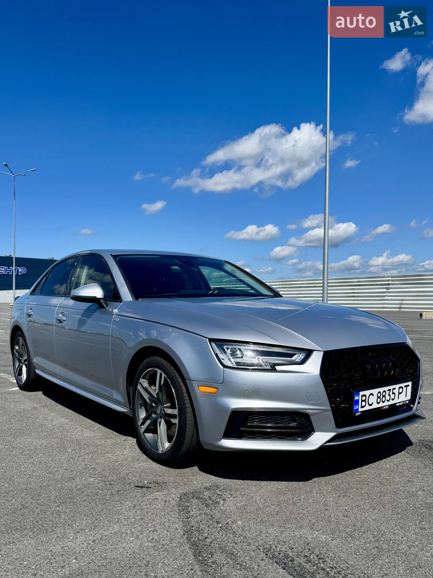2017 Audi A4 - мініатюра 9