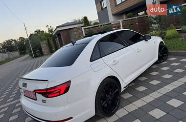 Седан Audi A4 2018 в 