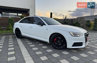 Седан Audi A4 2018 в 