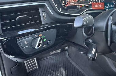 Седан Audi A4 2018 в 
