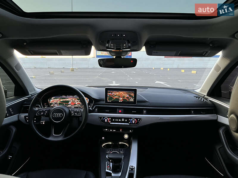 Седан Audi A4 2017 в Львові