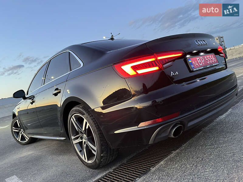 Седан Audi A4 2017 в Львові