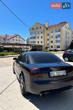 Седан Audi A4 2002 в Сокале