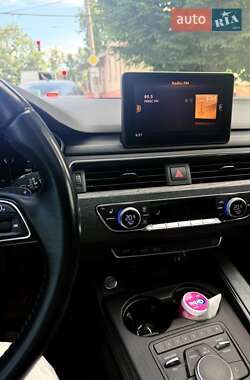 Седан Audi A4 2017 в 