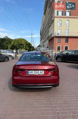 Седан Audi A4 2017 в 