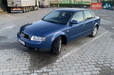 Седан Audi A4 2001 в 