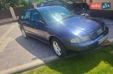 Универсал Audi A4 1997 в Копычинце