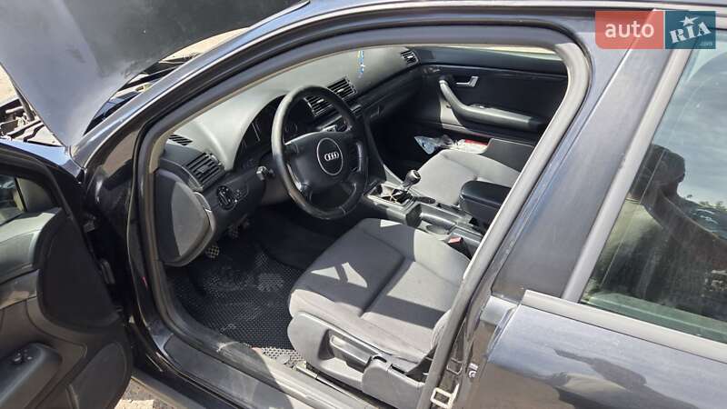 Універсал Audi A4 2004 в Самборі