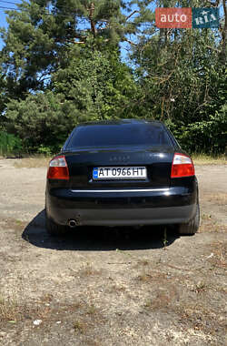 Седан Audi A4 2001 в 