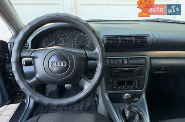 Универсал Audi A4 1998 в 
