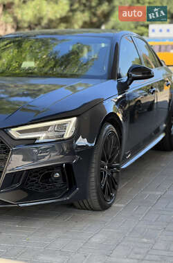 Седан Audi A4 2016 в 