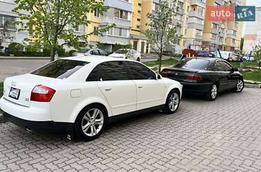 Седан Audi A4 2004 в 