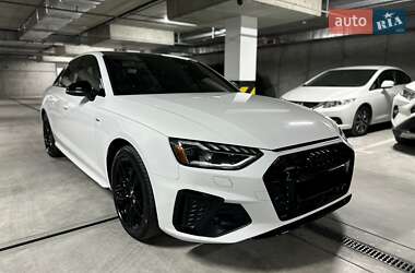 Седан Audi A4 2020 в 